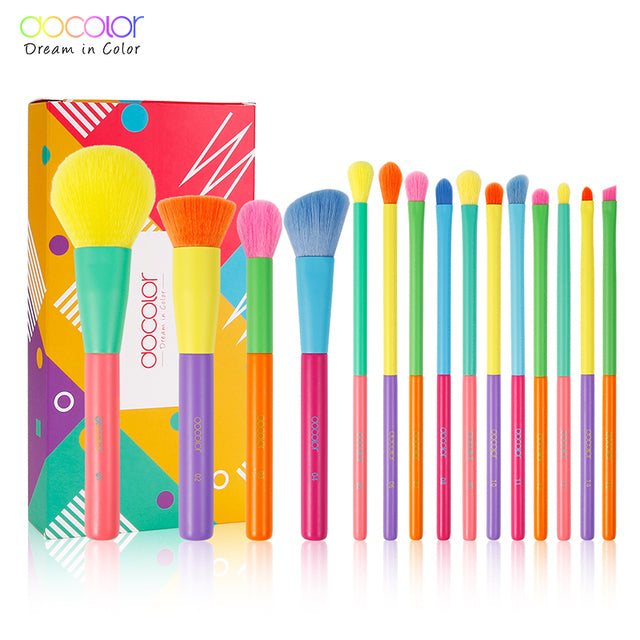 Colorful Makeup brushes Set